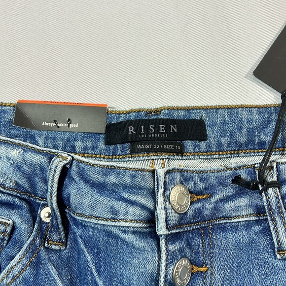 Risen mid rise distressed flares size 32/15 - Picture 2 of 12